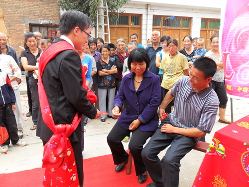 11、發(fā)紅包.jpg