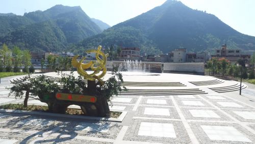 柞水縣：穩(wěn)健開局“十三五” 追趕超越繪藍(lán)圖
