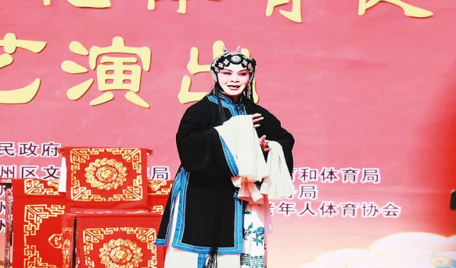 周英霞：逐夢藝術(shù)人生